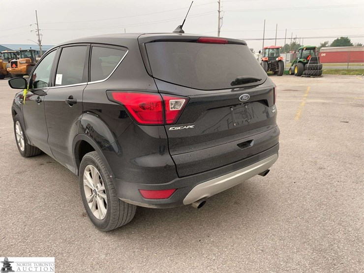 2019-ford-escape-image-7