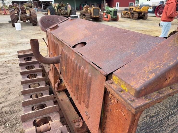 cletrac-crawler-image-11