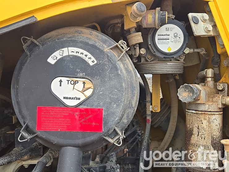 2023-komatsu-d61pxi-24-image-45
