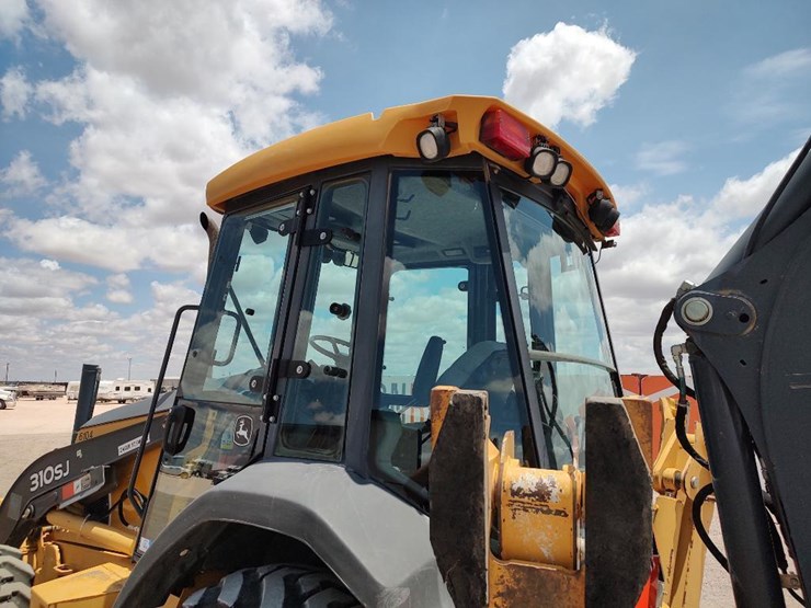 2011-deere-310sj-image-16