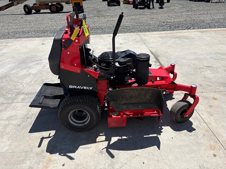 #5125-•-2021-gravely-pro-stance-36-lawn-mower-image-6