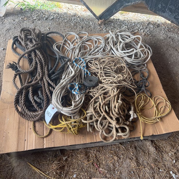 Pallet of misc. ropes