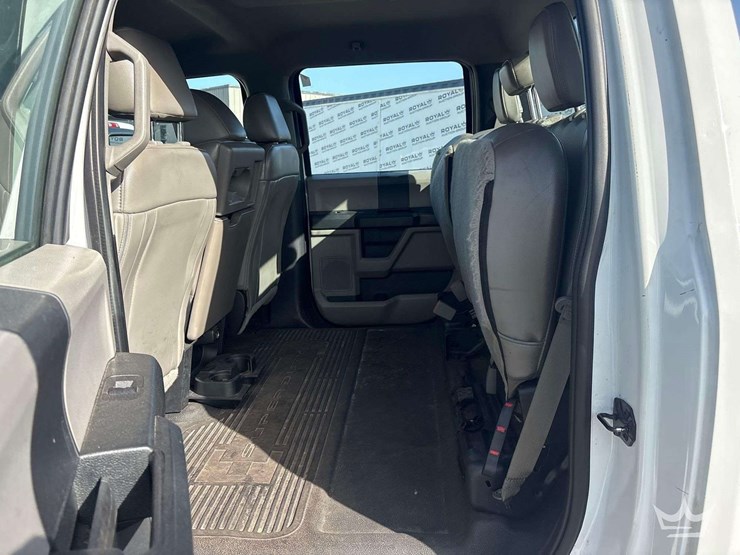 2019-ford-f350-image-21