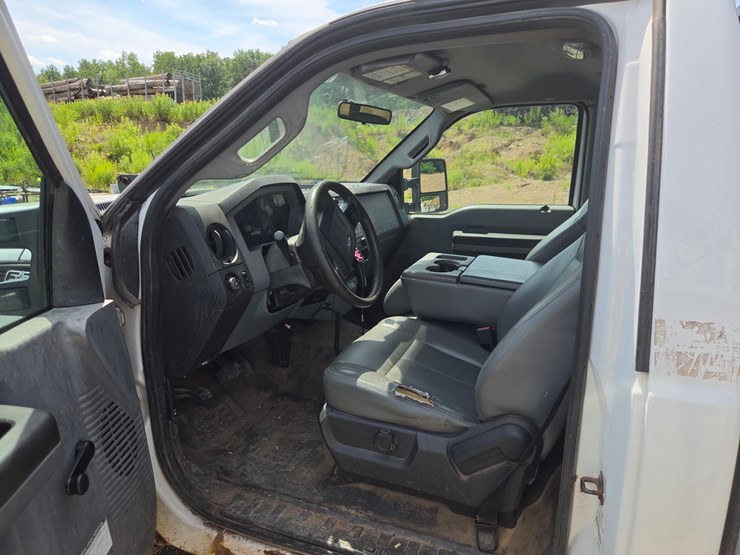 2013-ford-f350-image-43