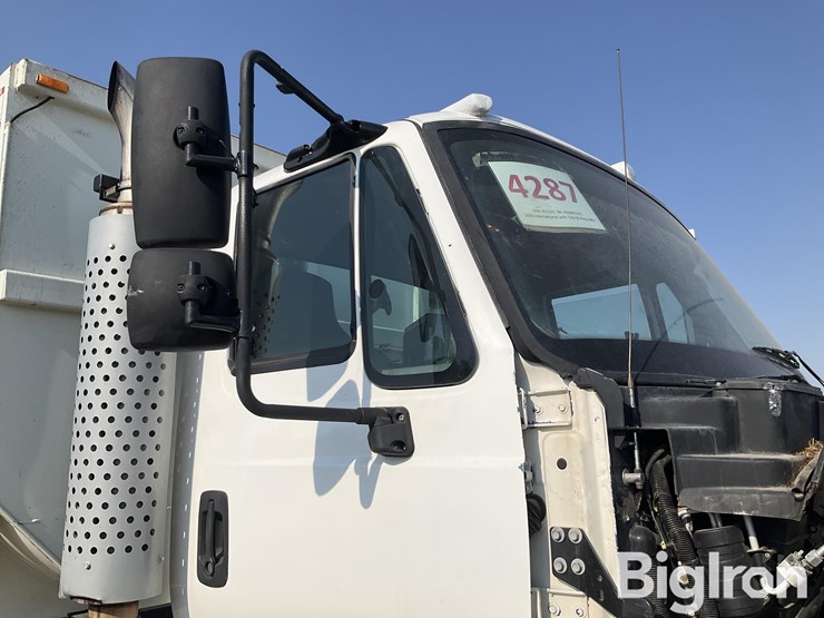 2009-international-transtar-8600-image-14