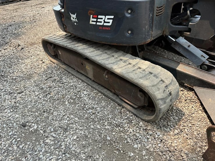 2023-bobcat-e35i-image-12