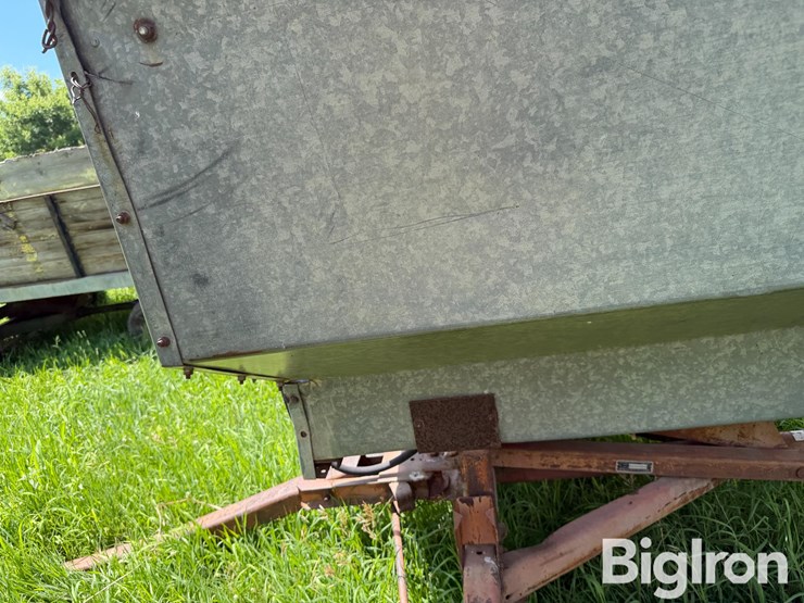 electric-150-bu-dump-wagon-image-13