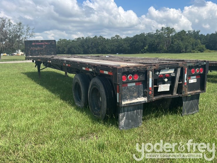 great-dane-trailer-image-2