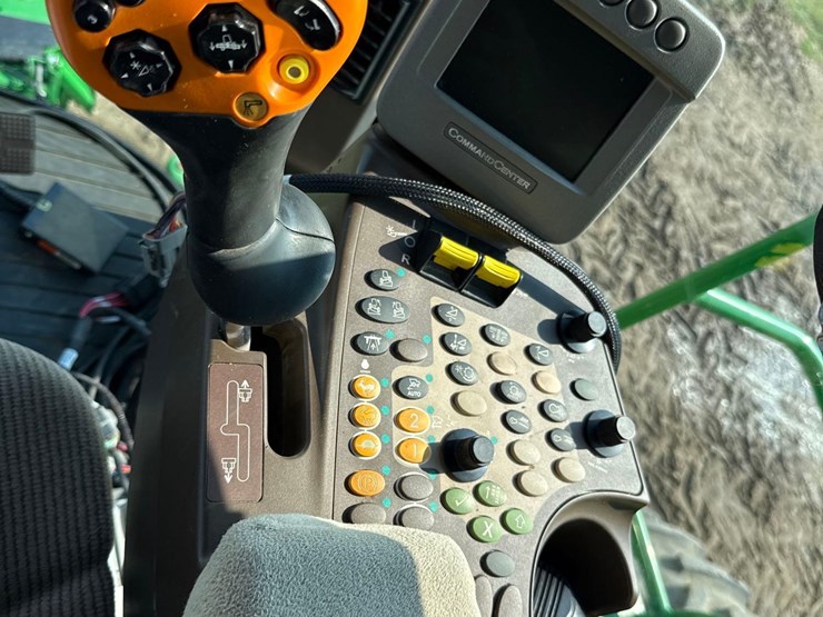 2011-john-deere-9770-sts-image-70