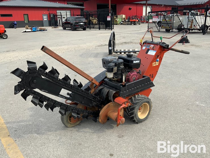 2005-ditch-witch-1230h-image-1