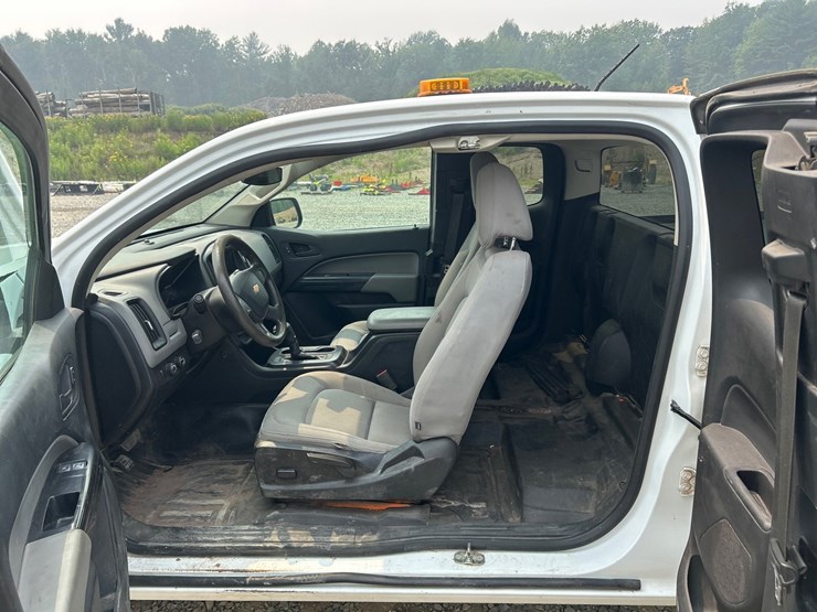 2019-chevrolet-colorado-image-31