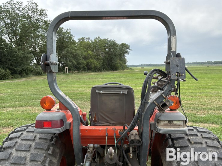 2001-kubota-l4610-image-18