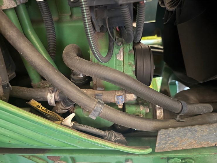 john-deere-6420-image-48