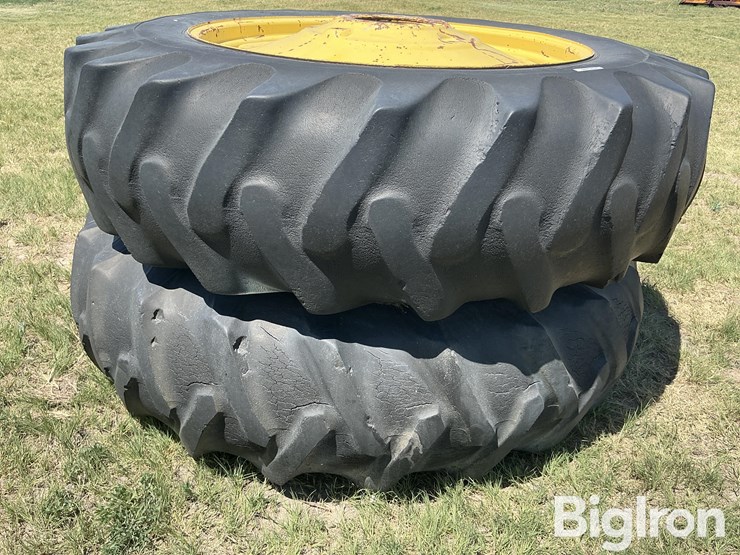 john-deere-16-image-9