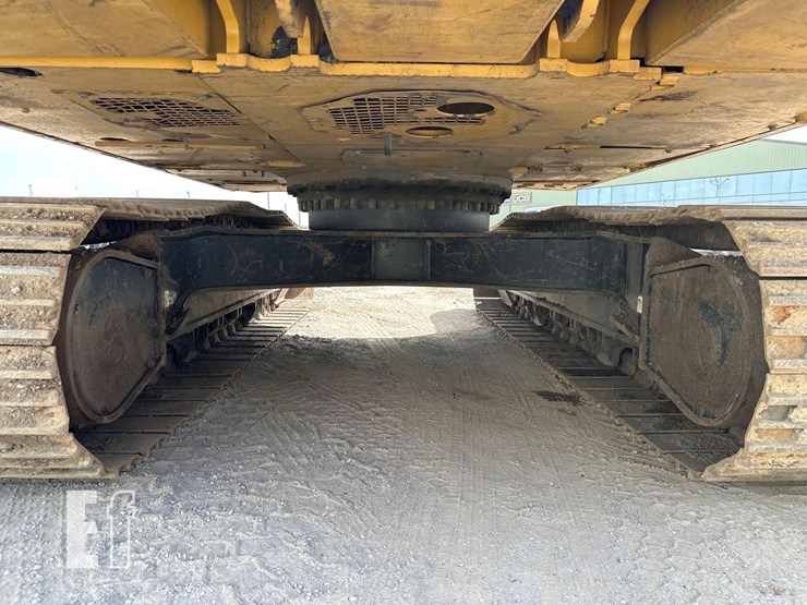 caterpillar-320gc-image-14