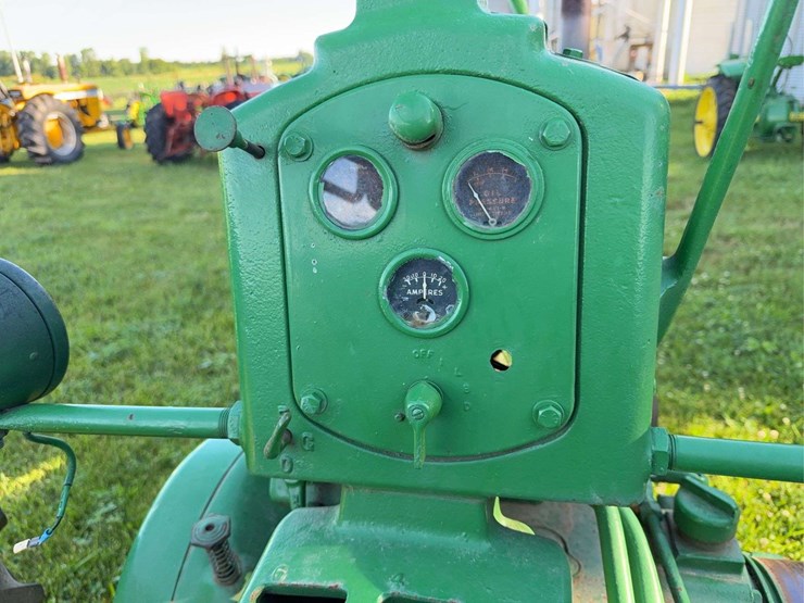 john-deere-50-image-17