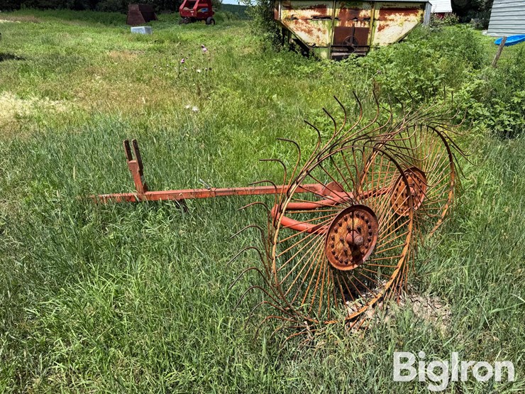 3-pt-hay-inverter-rake-image-7