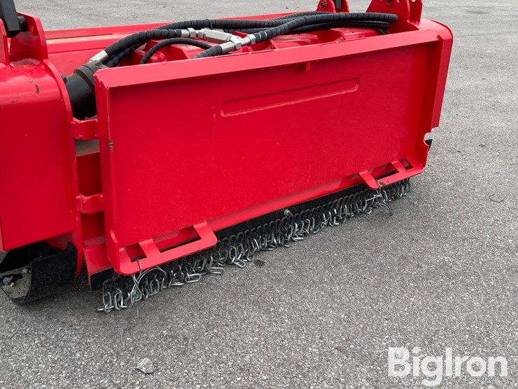 2026-massey-ferguson-730-image-10