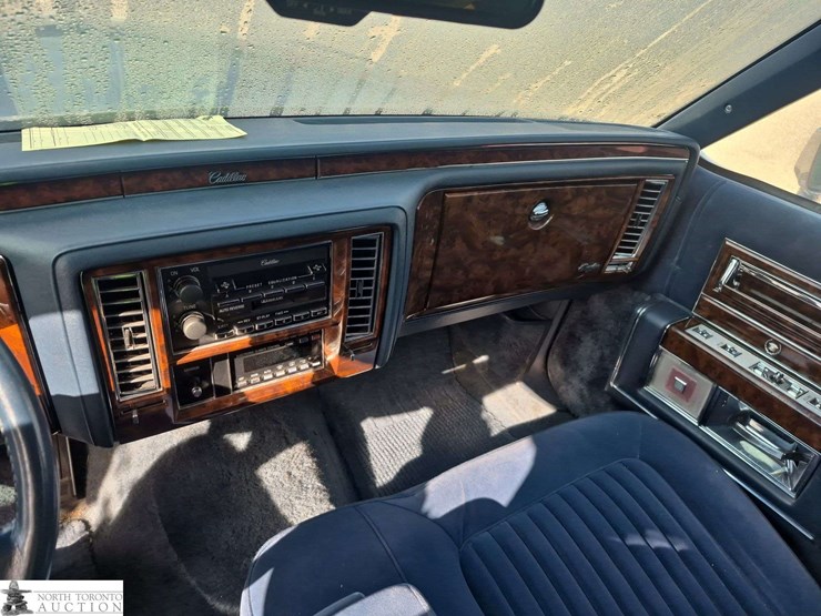 non-operable-1991-cadillac-brougham-image-10