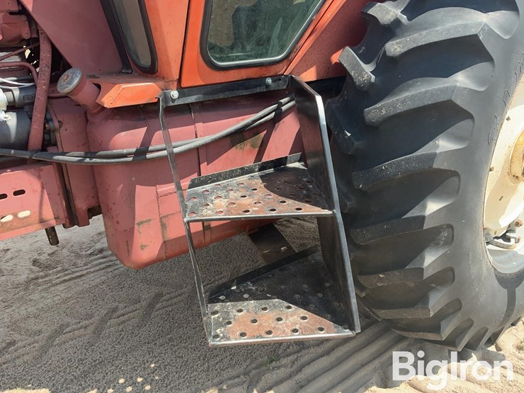 1977-allis-chalmers-7060-image-17