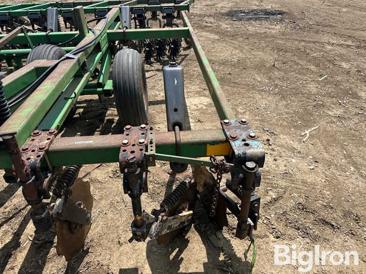 john-deere-550-image-15