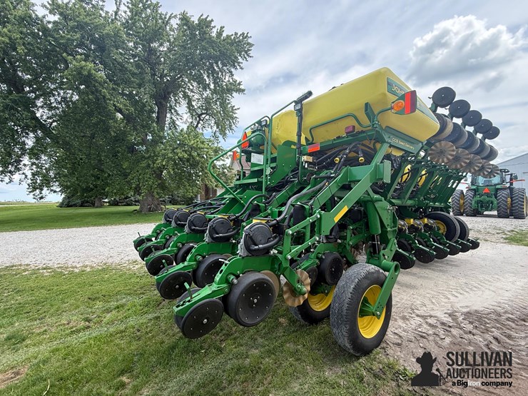 2014-john-deere-1790-ccs-image-5