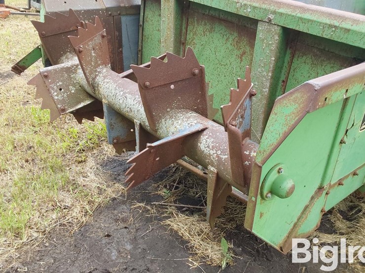 john-deere-450-image-16