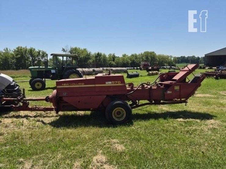 new-holland-570-image-6