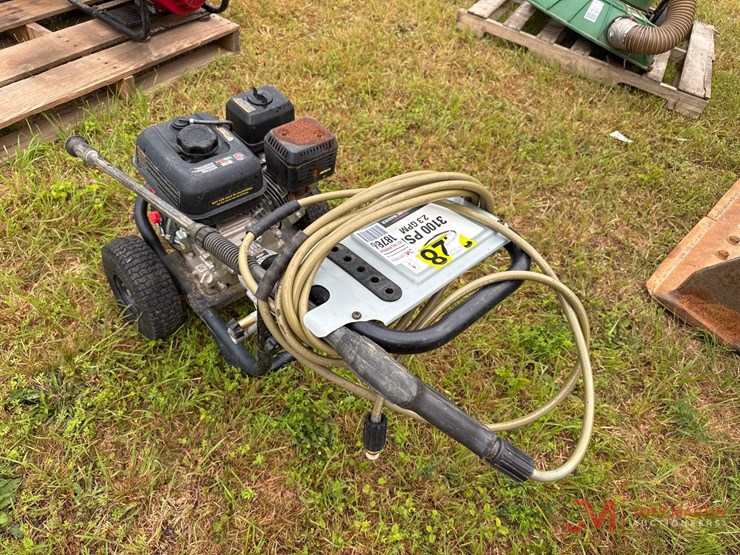 3,100-psi-pressure-washer-image-2