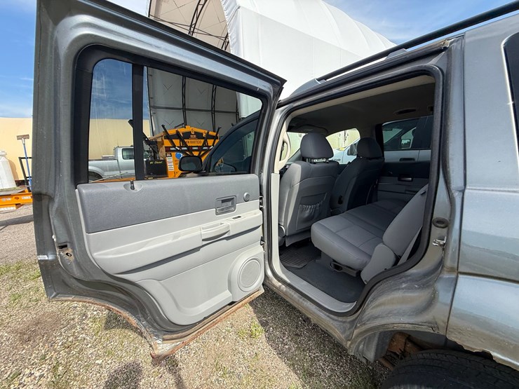 2009-dodge-durango-image-33