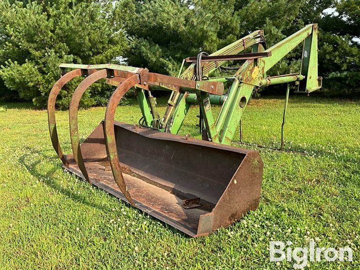 john-deere-158-image-1
