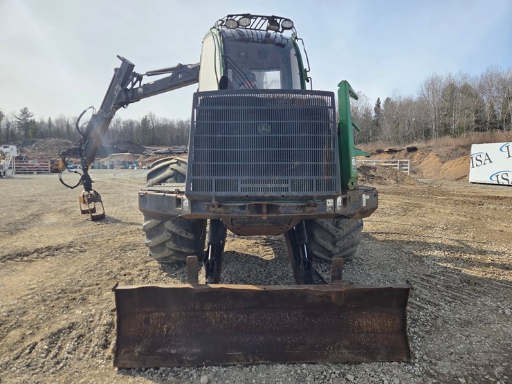 deere-1110e-image-8