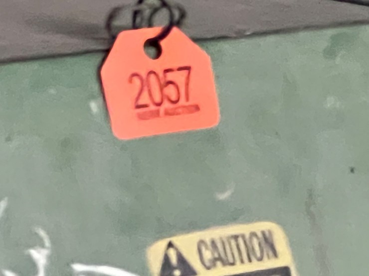john-deere-334-image-3