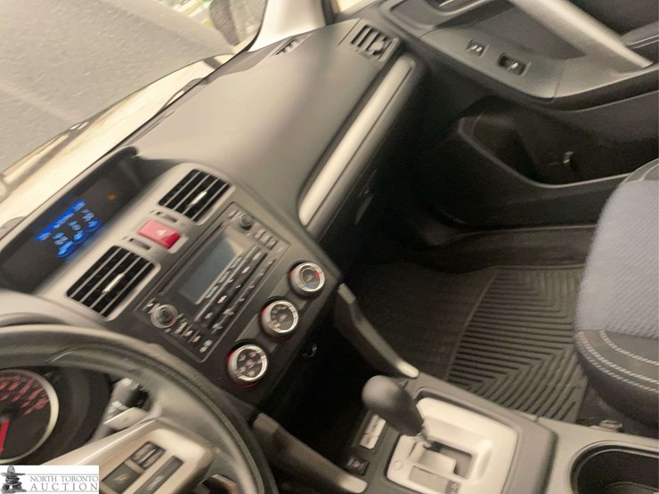 2014-subaru-forester-image-13