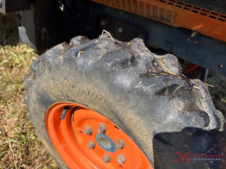 kubota-b8200-image-16