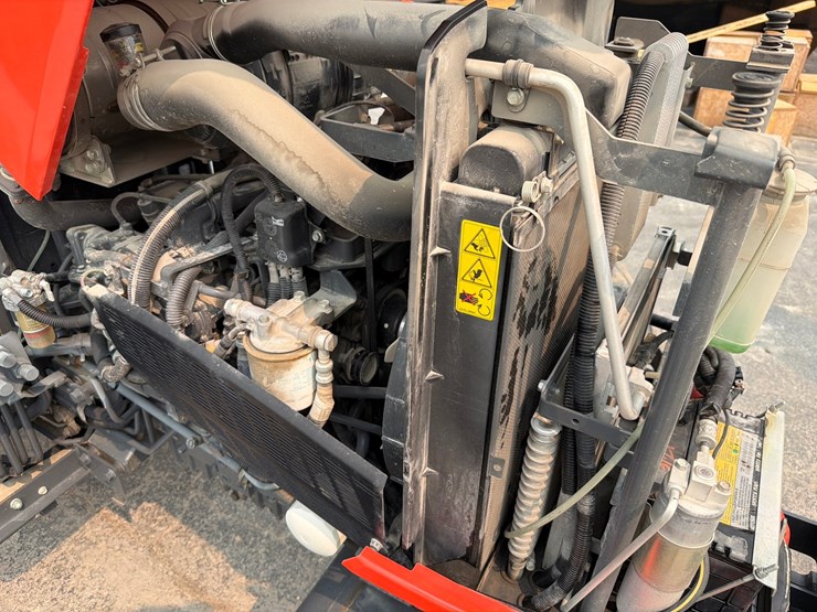 2021-kubota-l6060-image-33