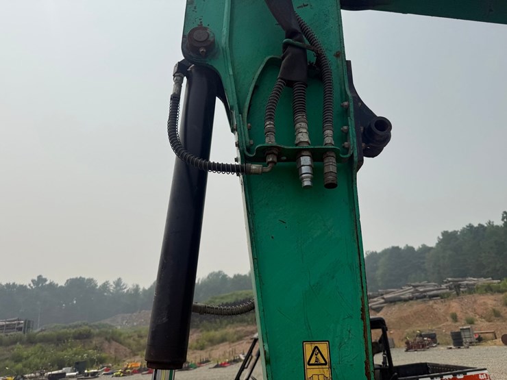 jcb-85z-1-image-18