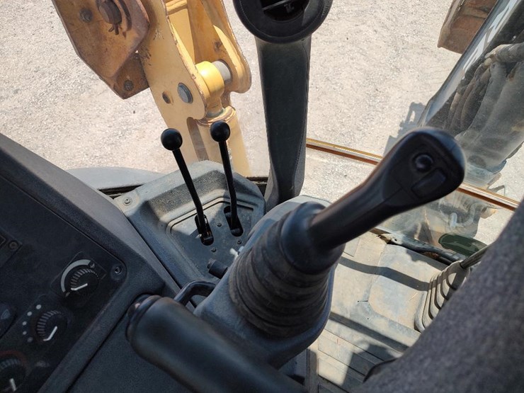 2016-deere-310sl-hl-image-35