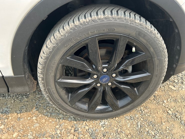 2018-ford-escape-image-56