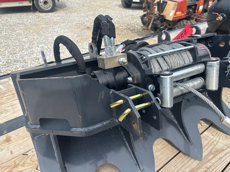 #2256-•-land-honor-hydraulic-logging-winch-attachment-image-6