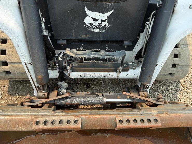 2021-bobcat-t66-image-10