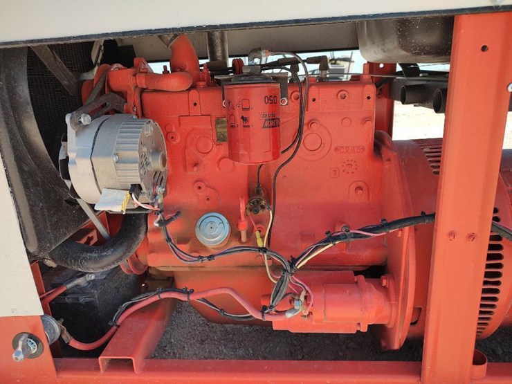 lincoln-shield-arc-sa-200-dc-welder-image-11