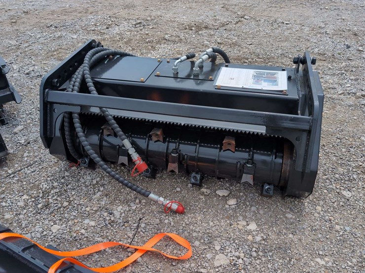 iranch-mini-skid-steer-drum-mulcher-image-1