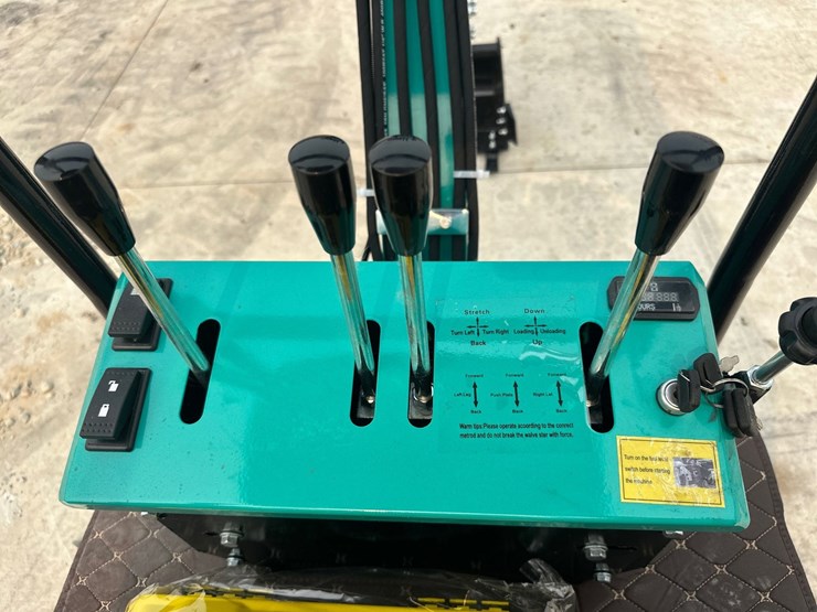 #5183-•-2026-cfg-industrial-kt13r-mini-excavator-image-18