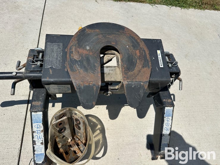 rbw-lil'-rocker-5th-wheel-trailer/camper-hitch-image-16