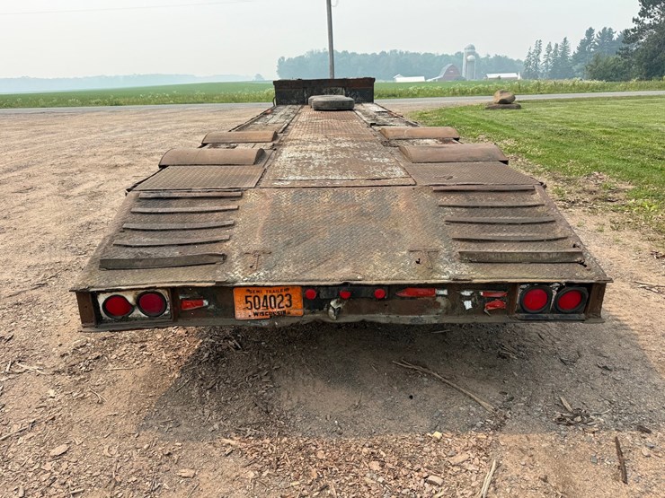 1965-fruehauf-trailer-image-4