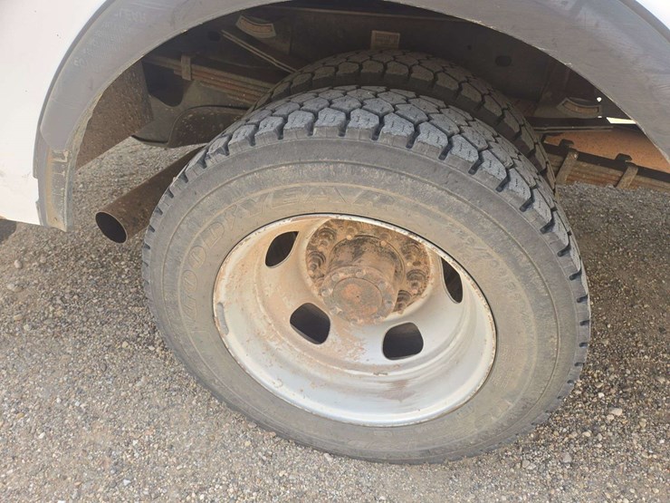 2011-ram-4500-slt-image-14