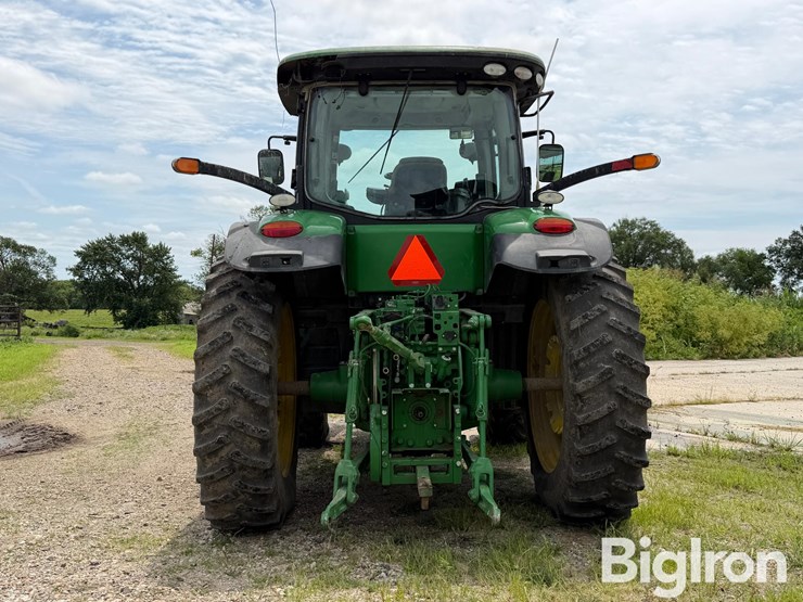 2014-john-deere-7210r-image-6