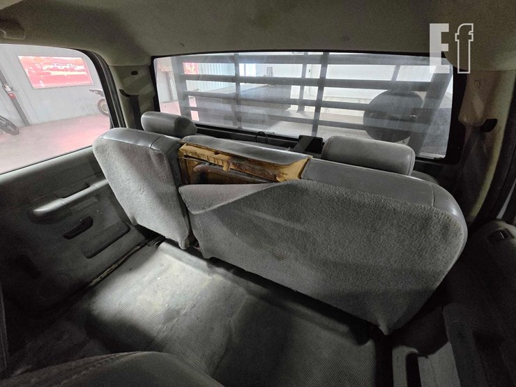 2009-chevrolet-silverado-3500-image-15