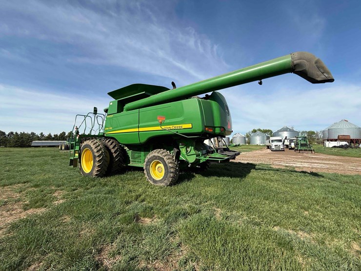 2009-john-deere-9770-sts-image-7